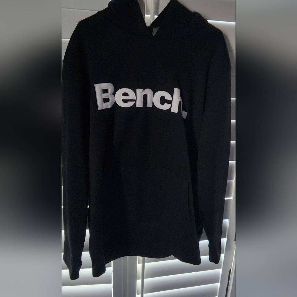 XXL BLACK BENCH SWEATER